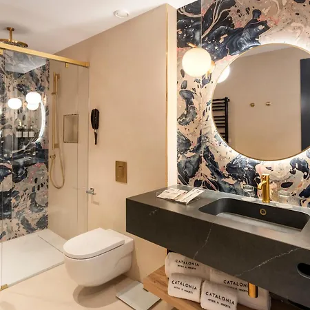 Hotell Catalonia Puerta Del Mar 4*